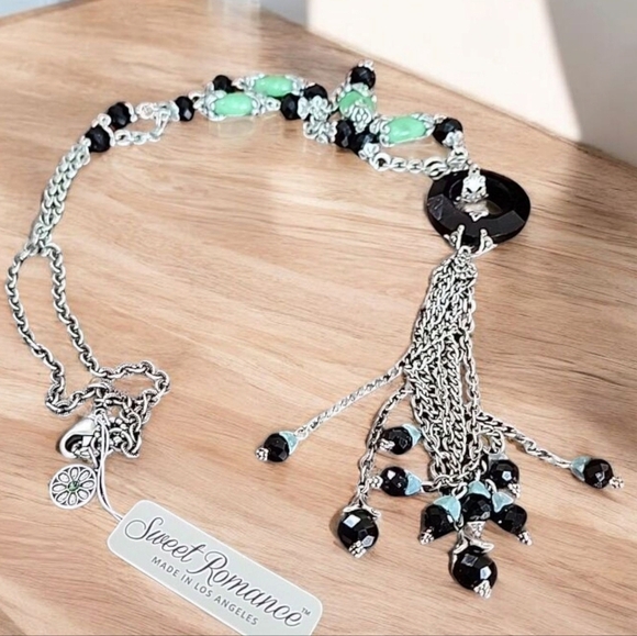 Sweet Romance Beaded Necklace - Picture 1 of 6